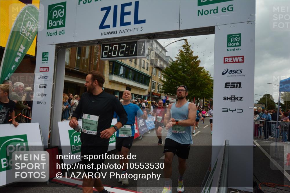 20.09.2026 - PSD Bank Halbmarathon LAZAROV Photography http://msf.ph/oto/10553530 20.09.2026 12:02:10 Ziel 1072, 1486, 1585, 1926, 2077, 2486, 2489, 2865, 2947, 3007, 3179, 3458, 3536, 3557, 3704, 3705, 3793, 4068, 4167, 4574, 4719 meine-sportfotos.de