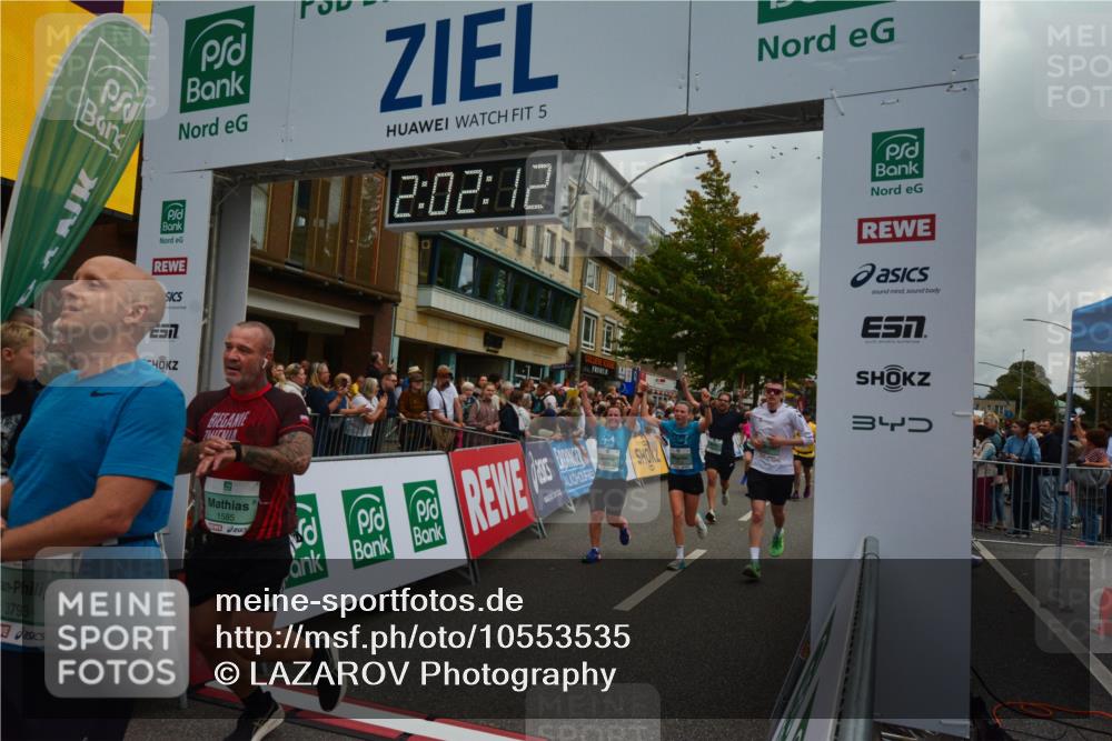 20.09.2026 - PSD Bank Halbmarathon LAZAROV Photography http://msf.ph/oto/10553535 20.09.2026 12:02:12 Ziel 1072, 1250, 1486, 1585, 1926, 2077, 2486, 2489, 2865, 2947, 3179, 3458, 3536, 3557, 3704, 3705, 3793, 4068, 4574, 4719 meine-sportfotos.de