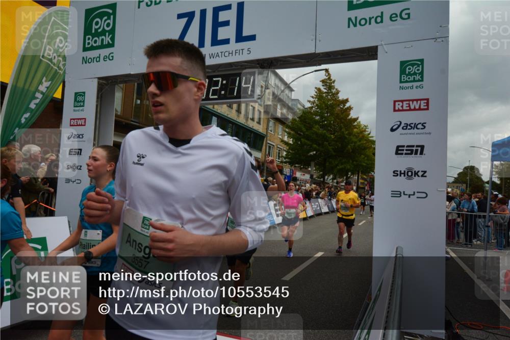 20.09.2026 - PSD Bank Halbmarathon LAZAROV Photography http://msf.ph/oto/10553545 20.09.2026 12:02:14 Ziel 1072, 1250, 1486, 1585, 1926, 2077, 2395, 2486, 2489, 3179, 3458, 3536, 3557, 3704, 3705, 3793, 4068, 4719, 4794 meine-sportfotos.de
