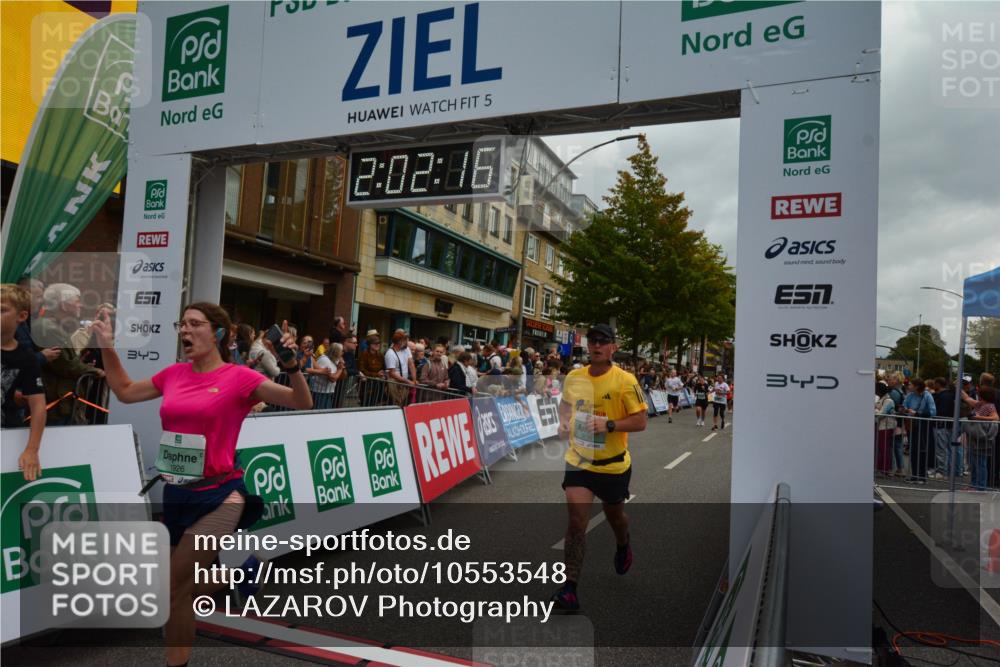 20.09.2026 - PSD Bank Halbmarathon LAZAROV Photography http://msf.ph/oto/10553548 20.09.2026 12:02:15 Ziel 1072, 1126, 1250, 1486, 1585, 1926, 2077, 2395, 2486, 2489, 3179, 3458, 3536, 3557, 3704, 3705, 3793, 4068, 4114, 4115, 4719, 4794 meine-sportfotos.de