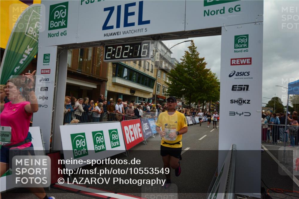 20.09.2026 - PSD Bank Halbmarathon LAZAROV Photography http://msf.ph/oto/10553549 20.09.2026 12:02:15 Ziel 1072, 1126, 1250, 1486, 1585, 1926, 2077, 2395, 2486, 2489, 3179, 3458, 3536, 3557, 3704, 3705, 3793, 4068, 4114, 4115, 4719, 4794 meine-sportfotos.de