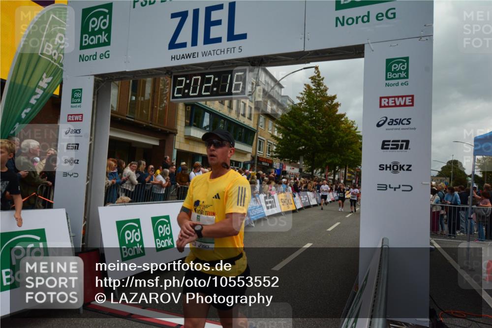 20.09.2026 - PSD Bank Halbmarathon LAZAROV Photography http://msf.ph/oto/10553552 20.09.2026 12:02:16 Ziel 1072, 1126, 1250, 1340, 1486, 1585, 1926, 2077, 2395, 2486, 2489, 3458, 3536, 3557, 3704, 3705, 3793, 4068, 4114, 4115, 4485, 4794 meine-sportfotos.de