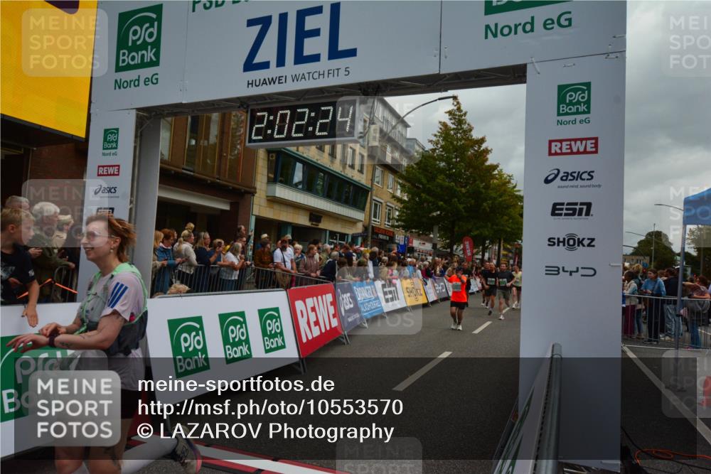 20.09.2026 - PSD Bank Halbmarathon LAZAROV Photography http://msf.ph/oto/10553570 20.09.2026 12:02:23 Ziel 1072, 1126, 1250, 1340, 1403, 1486, 1497, 1507, 2077, 2088, 2395, 2968, 4068, 4114, 4115, 4485, 4580, 4794 meine-sportfotos.de