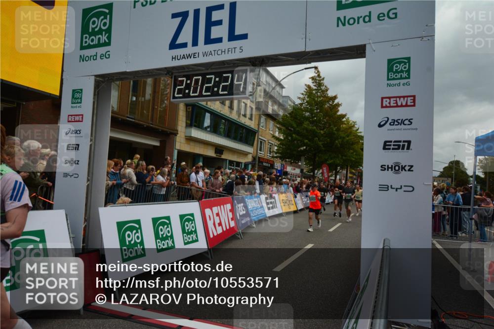 20.09.2026 - PSD Bank Halbmarathon LAZAROV Photography http://msf.ph/oto/10553571 20.09.2026 12:02:23 Ziel 1072, 1126, 1250, 1340, 1403, 1486, 1497, 1507, 2077, 2088, 2395, 2968, 4068, 4114, 4115, 4485, 4580, 4794 meine-sportfotos.de