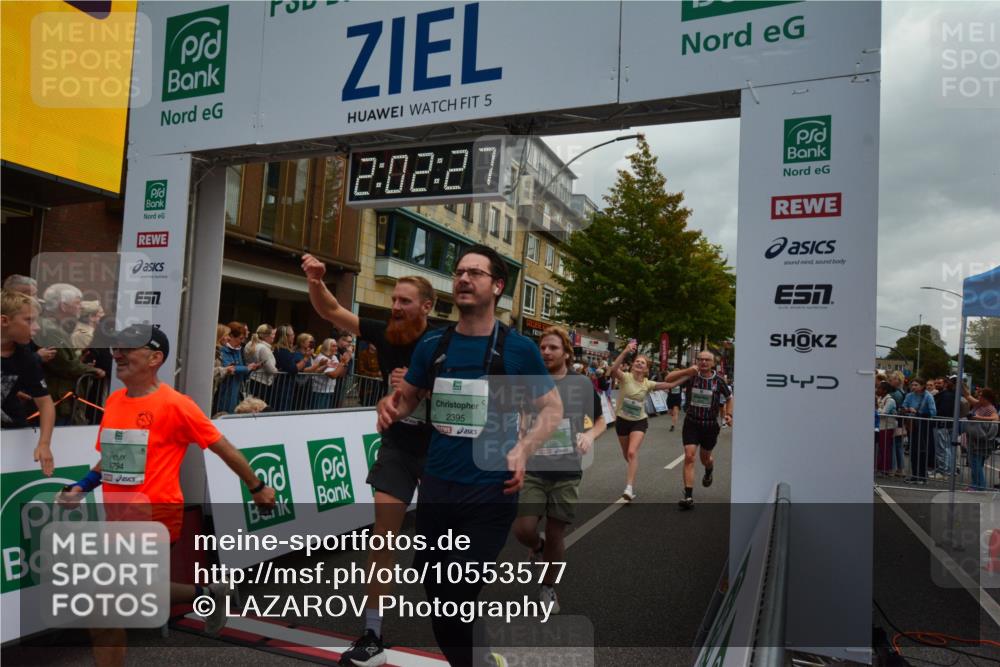 20.09.2026 - PSD Bank Halbmarathon LAZAROV Photography http://msf.ph/oto/10553577 20.09.2026 12:02:26 Ziel 1072, 1126, 1250, 1340, 1403, 1486, 1497, 1507, 1586, 2077, 2084, 2088, 2395, 2817, 2818, 2968, 3240, 4068, 4114, 4115, 4485, 4580, 4794 meine-sportfotos.de