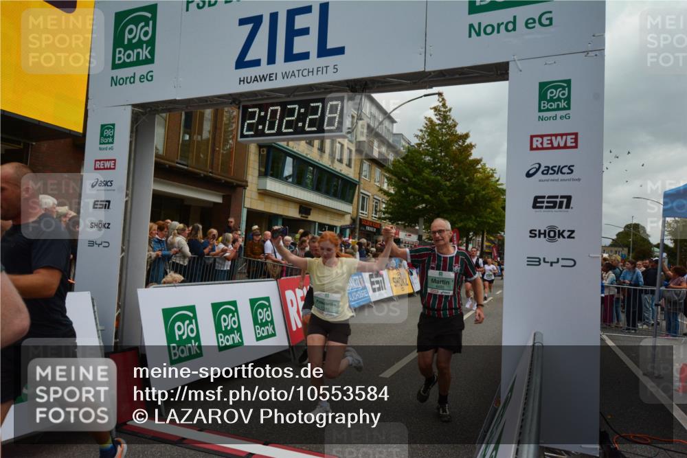 20.09.2026 - PSD Bank Halbmarathon LAZAROV Photography http://msf.ph/oto/10553584 20.09.2026 12:02:28 Ziel 1072, 1126, 1250, 1340, 1403, 1497, 1507, 1586, 2084, 2088, 2395, 2817, 2818, 2968, 3240, 3354, 4114, 4115, 4485, 4580, 4794 meine-sportfotos.de