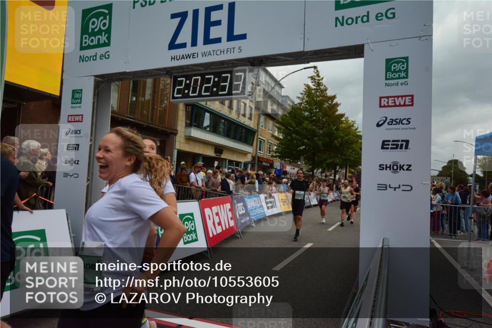 20.09.2026 - PSD Bank Halbmarathon LAZAROV Photography http://msf.ph/oto/10553605 20.09.2026 12:02:33 Ziel 1126, 1340, 1403, 1497, 1507, 1586, 1718, 1895, 2084, 2088, 2105, 2817, 2818, 2968, 3109, 3240, 3354, 4114, 4115, 4485, 4547, 4565, 4568, 4580 meine-sportfotos.de
