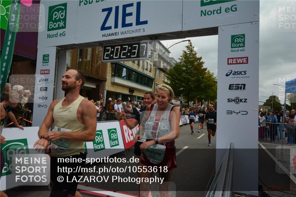 20.09.2026 - PSD Bank Halbmarathon LAZAROV Photography http://msf.ph/oto/10553618 20.09.2026 12:02:37 Ziel 1247, 1403, 1497, 1507, 1586, 1718, 1895, 2084, 2088, 2089, 2105, 2817, 2818, 3109, 3240, 3310, 3332, 3354, 3609, 4547, 4565, 4568, 4580 meine-sportfotos.de