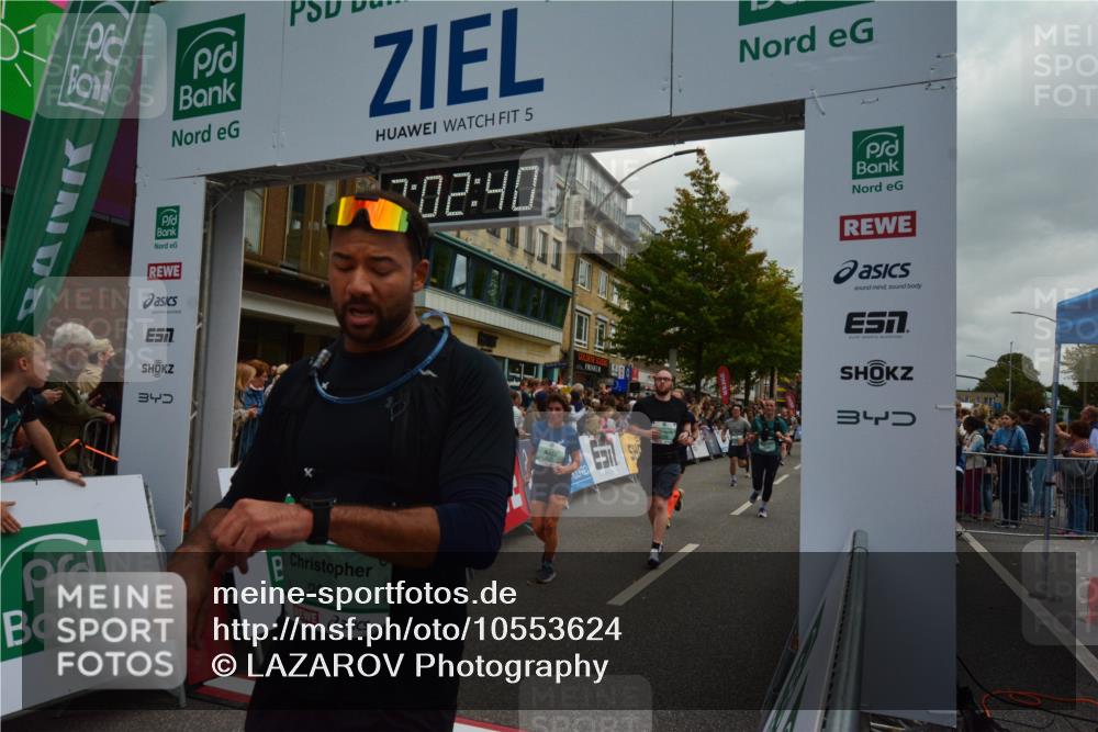 20.09.2026 - PSD Bank Halbmarathon LAZAROV Photography http://msf.ph/oto/10553624 20.09.2026 12:02:39 Ziel 1247, 1403, 1586, 1665, 1718, 1895, 2084, 2089, 2105, 2788, 2817, 2818, 3109, 3240, 3310, 3332, 3354, 3609, 4547, 4565, 4568 meine-sportfotos.de