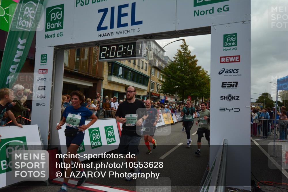 20.09.2026 - PSD Bank Halbmarathon LAZAROV Photography http://msf.ph/oto/10553628 20.09.2026 12:02:40 Ziel 1247, 1403, 1586, 1665, 1718, 1895, 2084, 2089, 2105, 2788, 2817, 2818, 3109, 3240, 3310, 3332, 3354, 3609, 4547, 4565, 4568 meine-sportfotos.de