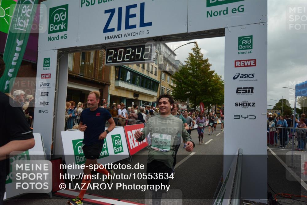 20.09.2026 - PSD Bank Halbmarathon LAZAROV Photography http://msf.ph/oto/10553634 20.09.2026 12:02:41 Ziel 1247, 1280, 1403, 1586, 1665, 1718, 1895, 2084, 2089, 2105, 2788, 2817, 2818, 3109, 3240, 3310, 3332, 3354, 3609, 4547, 4565, 4568 meine-sportfotos.de