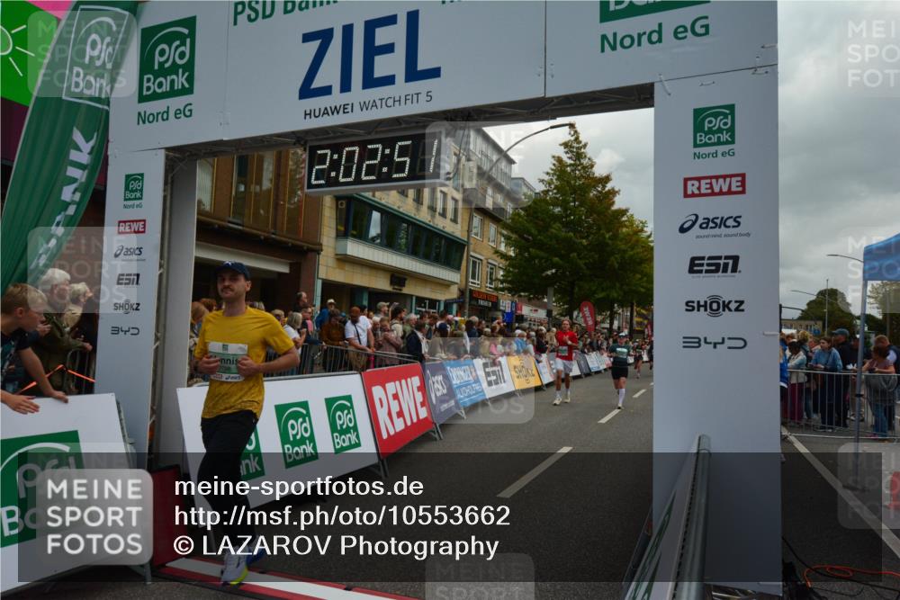 20.09.2026 - PSD Bank Halbmarathon LAZAROV Photography http://msf.ph/oto/10553662 20.09.2026 12:02:50 Ziel 1247, 1280, 1665, 1716, 1790, 1895, 2019, 2061, 2089, 2105, 2222, 2514, 2788, 2832, 2999, 3310, 3332, 3609, 4354, 4568, 4735 meine-sportfotos.de