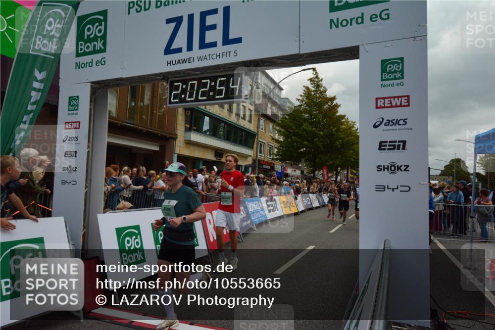20.09.2026 - PSD Bank Halbmarathon LAZAROV Photography http://msf.ph/oto/10553665 20.09.2026 12:02:53 Ziel 1247, 1280, 1665, 1716, 1790, 2019, 2061, 2089, 2222, 2514, 2788, 2832, 2999, 3332, 3609, 4354, 4487, 4735 meine-sportfotos.de