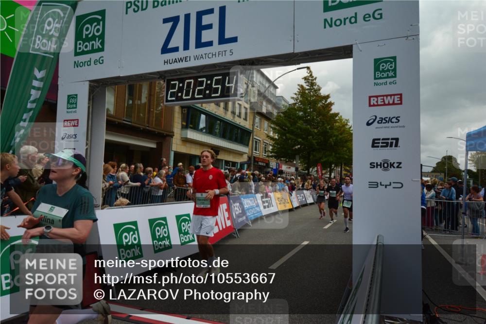 20.09.2026 - PSD Bank Halbmarathon LAZAROV Photography http://msf.ph/oto/10553667 20.09.2026 12:02:54 Ziel 1247, 1280, 1665, 1716, 1790, 2019, 2061, 2089, 2222, 2508, 2514, 2788, 2832, 2999, 3332, 3609, 4354, 4487, 4735 meine-sportfotos.de