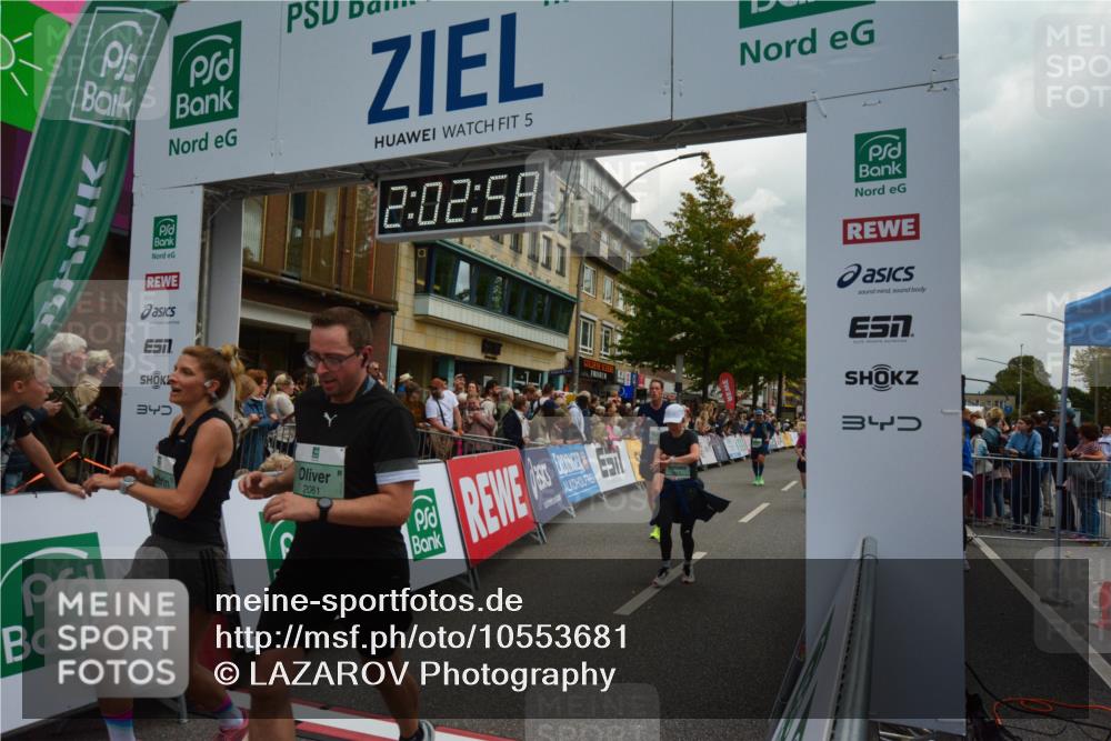 20.09.2026 - PSD Bank Halbmarathon LAZAROV Photography http://msf.ph/oto/10553681 20.09.2026 12:02:57 Ziel 1280, 1716, 1790, 2019, 2061, 2222, 2508, 2514, 2699, 2716, 2832, 2999, 4354, 4487, 4735 meine-sportfotos.de