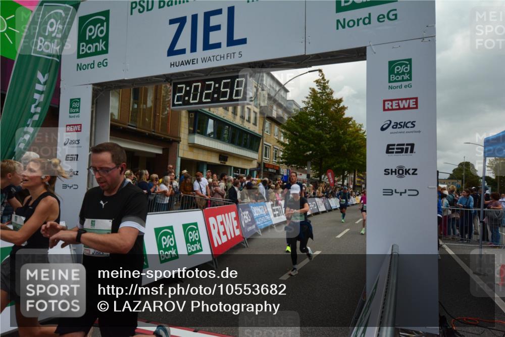 20.09.2026 - PSD Bank Halbmarathon LAZAROV Photography http://msf.ph/oto/10553682 20.09.2026 12:02:57 Ziel 1280, 1716, 1790, 2019, 2061, 2222, 2508, 2514, 2699, 2716, 2832, 2999, 4354, 4487, 4735 meine-sportfotos.de