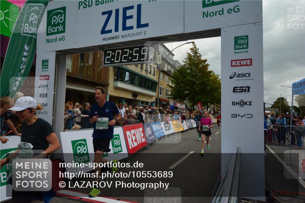 20.09.2026 - PSD Bank Halbmarathon LAZAROV Photography http://msf.ph/oto/10553689 20.09.2026 12:02:59 Ziel 1280, 1716, 1790, 1908, 2019, 2061, 2222, 2508, 2514, 2699, 2716, 2832, 2999, 4354, 4487, 4735 meine-sportfotos.de