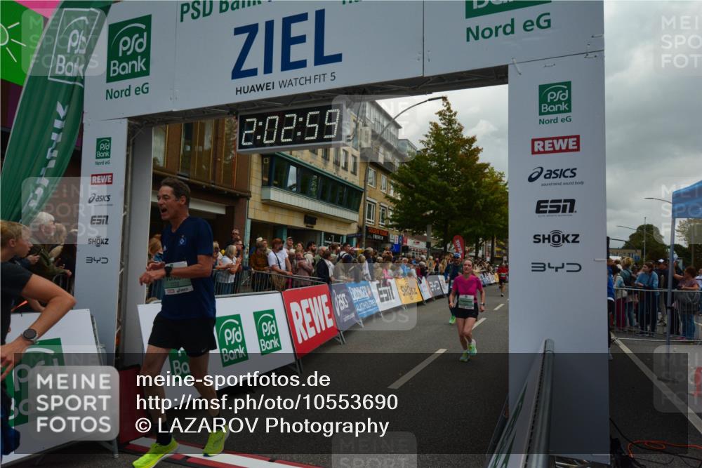 20.09.2026 - PSD Bank Halbmarathon LAZAROV Photography http://msf.ph/oto/10553690 20.09.2026 12:02:59 Ziel 1280, 1716, 1790, 1908, 2019, 2061, 2222, 2508, 2514, 2699, 2716, 2832, 2999, 4354, 4487, 4735 meine-sportfotos.de