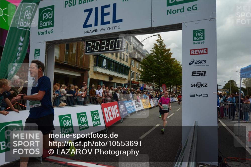 20.09.2026 - PSD Bank Halbmarathon LAZAROV Photography http://msf.ph/oto/10553691 20.09.2026 12:02:59 Ziel 1280, 1716, 1790, 1908, 2019, 2061, 2222, 2508, 2514, 2699, 2716, 2832, 2999, 4354, 4487, 4735 meine-sportfotos.de