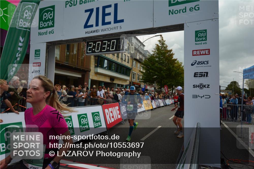 20.09.2026 - PSD Bank Halbmarathon LAZAROV Photography http://msf.ph/oto/10553697 20.09.2026 12:03:01 Ziel 1716, 1727, 1908, 2019, 2061, 2222, 2508, 2514, 2699, 2716, 2832, 2999, 4354, 4487, 4735 meine-sportfotos.de