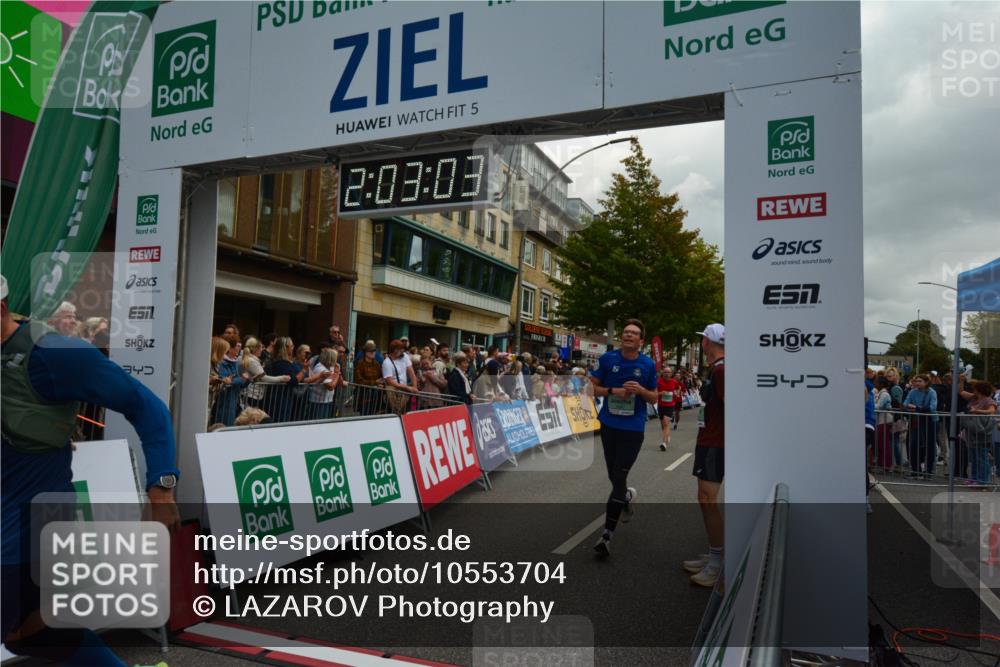 20.09.2026 - PSD Bank Halbmarathon LAZAROV Photography http://msf.ph/oto/10553704 20.09.2026 12:03:02 Ziel 1716, 1727, 1908, 2019, 2061, 2222, 2508, 2514, 2699, 2716, 2832, 2999, 4354, 4487, 4735 meine-sportfotos.de