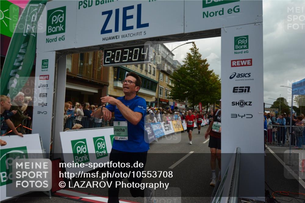 20.09.2026 - PSD Bank Halbmarathon LAZAROV Photography http://msf.ph/oto/10553708 20.09.2026 12:03:04 Ziel 1239, 1727, 1750, 1908, 2222, 2508, 2514, 2699, 2716, 2832, 2913, 4210, 4354, 4487, 4735 meine-sportfotos.de