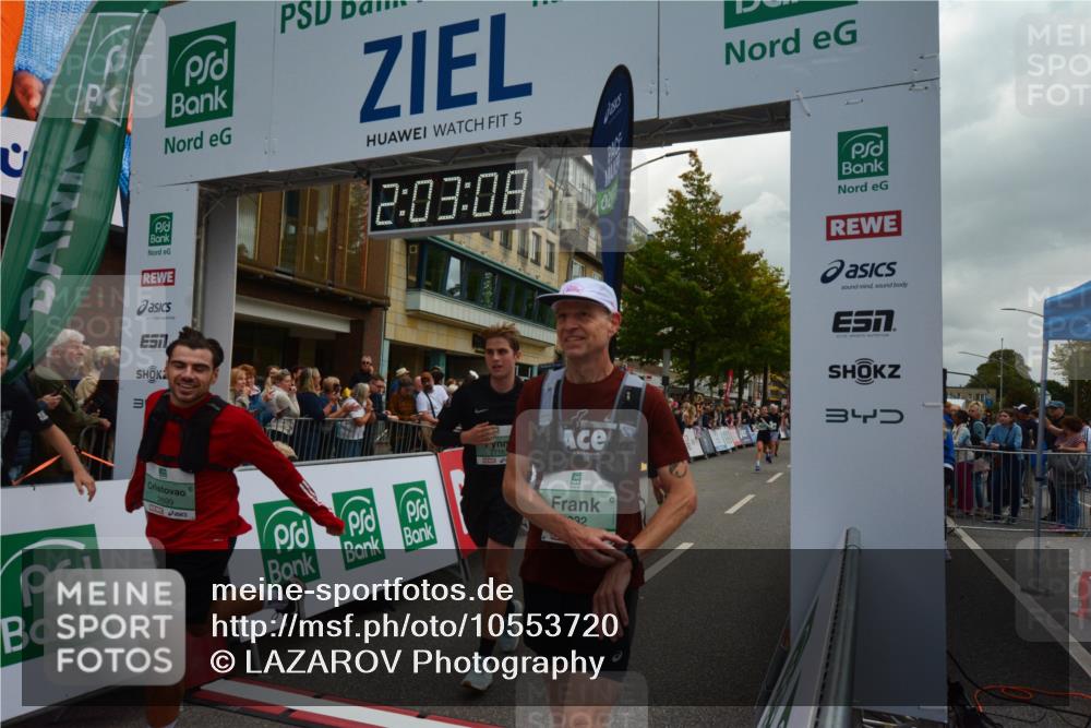 20.09.2026 - PSD Bank Halbmarathon LAZAROV Photography http://msf.ph/oto/10553720 20.09.2026 12:03:08 Ziel 1239, 1727, 1750, 1908, 2508, 2699, 2716, 2832, 2913, 4210, 4487, 4735 meine-sportfotos.de