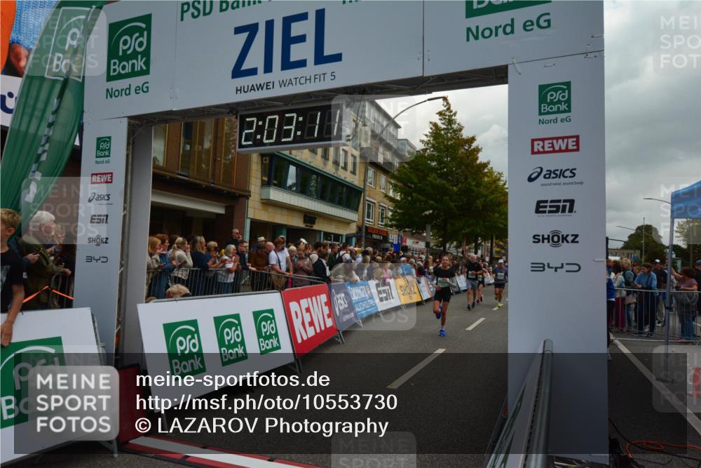 20.09.2026 - PSD Bank Halbmarathon LAZAROV Photography http://msf.ph/oto/10553730 20.09.2026 12:03:10 Ziel 1239, 1727, 1750, 1908, 2285, 2508, 2699, 2716, 2913, 4210 meine-sportfotos.de