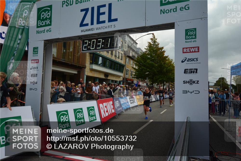 20.09.2026 - PSD Bank Halbmarathon LAZAROV Photography http://msf.ph/oto/10553732 20.09.2026 12:03:10 Ziel 1239, 1727, 1750, 1908, 2285, 2508, 2699, 2716, 2913, 4210 meine-sportfotos.de