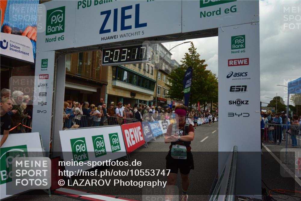 20.09.2026 - PSD Bank Halbmarathon LAZAROV Photography http://msf.ph/oto/10553747 20.09.2026 12:03:16 Ziel 1239, 1255, 1412, 1727, 1750, 1908, 2285, 2557, 2743, 2913, 4210 meine-sportfotos.de