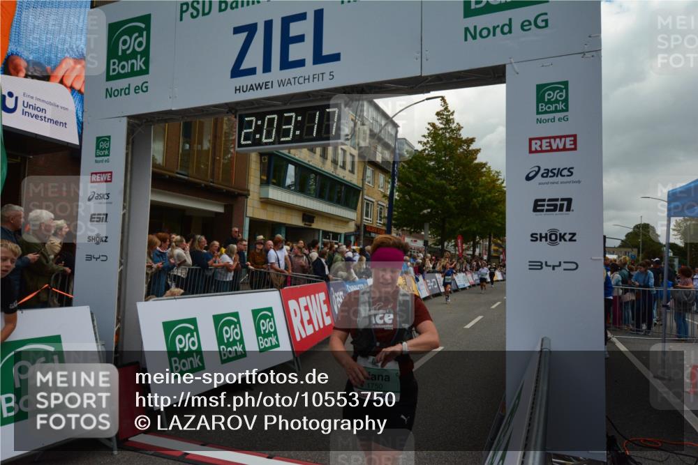 20.09.2026 - PSD Bank Halbmarathon LAZAROV Photography http://msf.ph/oto/10553750 20.09.2026 12:03:17 Ziel 1239, 1255, 1412, 1727, 1750, 2285, 2557, 2743, 2913, 4210 meine-sportfotos.de