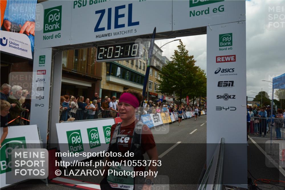 20.09.2026 - PSD Bank Halbmarathon LAZAROV Photography http://msf.ph/oto/10553753 20.09.2026 12:03:17 Ziel 1239, 1255, 1412, 1727, 1750, 2285, 2557, 2743, 2913, 4210 meine-sportfotos.de