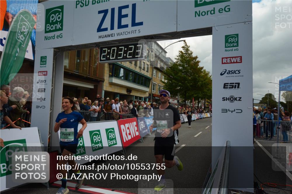 20.09.2026 - PSD Bank Halbmarathon LAZAROV Photography http://msf.ph/oto/10553755 20.09.2026 12:03:22 Ziel 1255, 1412, 1658, 1750, 2254, 2285, 2557, 2743, 3053 meine-sportfotos.de