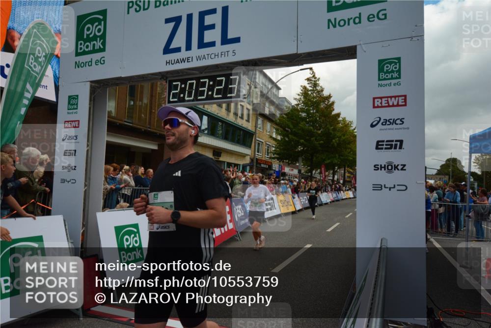 20.09.2026 - PSD Bank Halbmarathon LAZAROV Photography http://msf.ph/oto/10553759 20.09.2026 12:03:23 Ziel 1255, 1412, 1658, 2254, 2285, 2557, 2743, 3053, 3246 meine-sportfotos.de