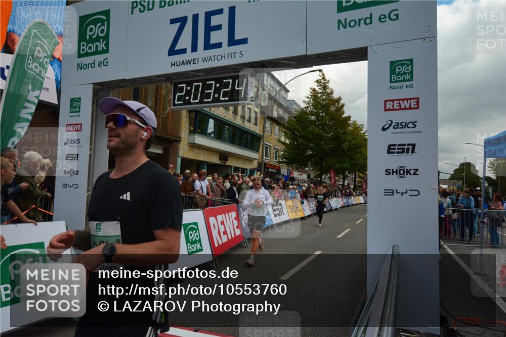 20.09.2026 - PSD Bank Halbmarathon LAZAROV Photography http://msf.ph/oto/10553760 20.09.2026 12:03:23 Ziel 1255, 1412, 1658, 2254, 2285, 2557, 2743, 3053, 3246 meine-sportfotos.de