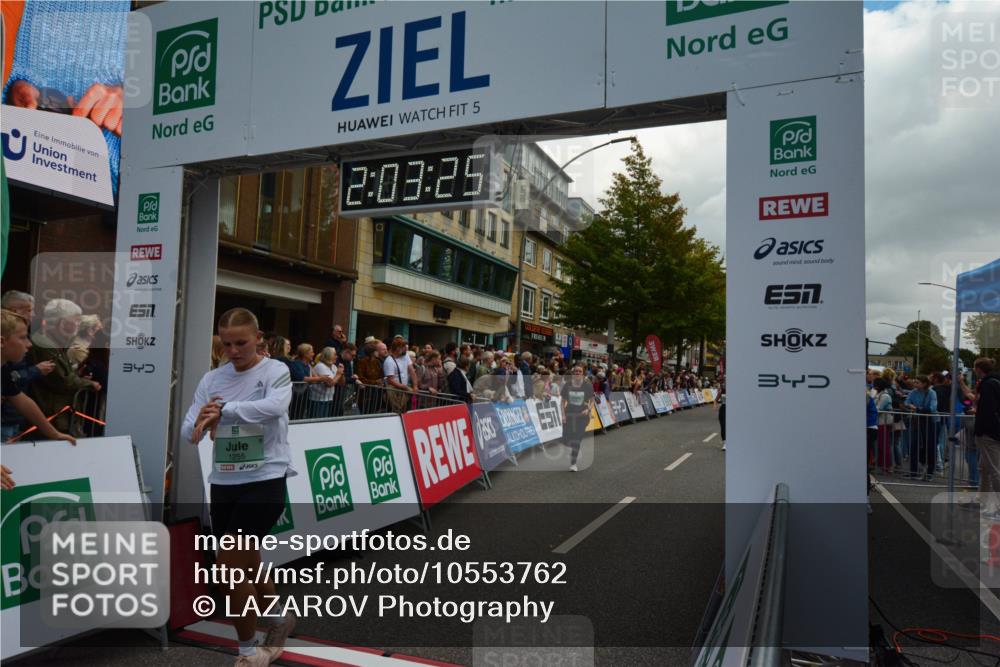 20.09.2026 - PSD Bank Halbmarathon LAZAROV Photography http://msf.ph/oto/10553762 20.09.2026 12:03:24 Ziel 1255, 1412, 1658, 2254, 2285, 2557, 2578, 2743, 2756, 3053, 3246 meine-sportfotos.de