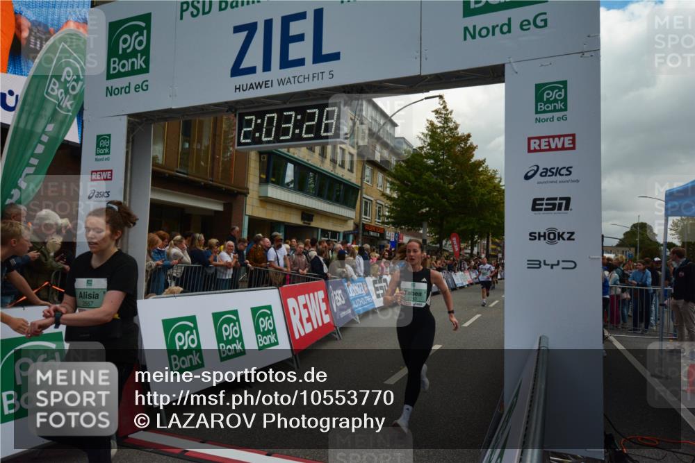 20.09.2026 - PSD Bank Halbmarathon LAZAROV Photography http://msf.ph/oto/10553770 20.09.2026 12:03:27 Ziel 1255, 1412, 1658, 2254, 2285, 2390, 2557, 2578, 2743, 2756, 3053, 3246 meine-sportfotos.de