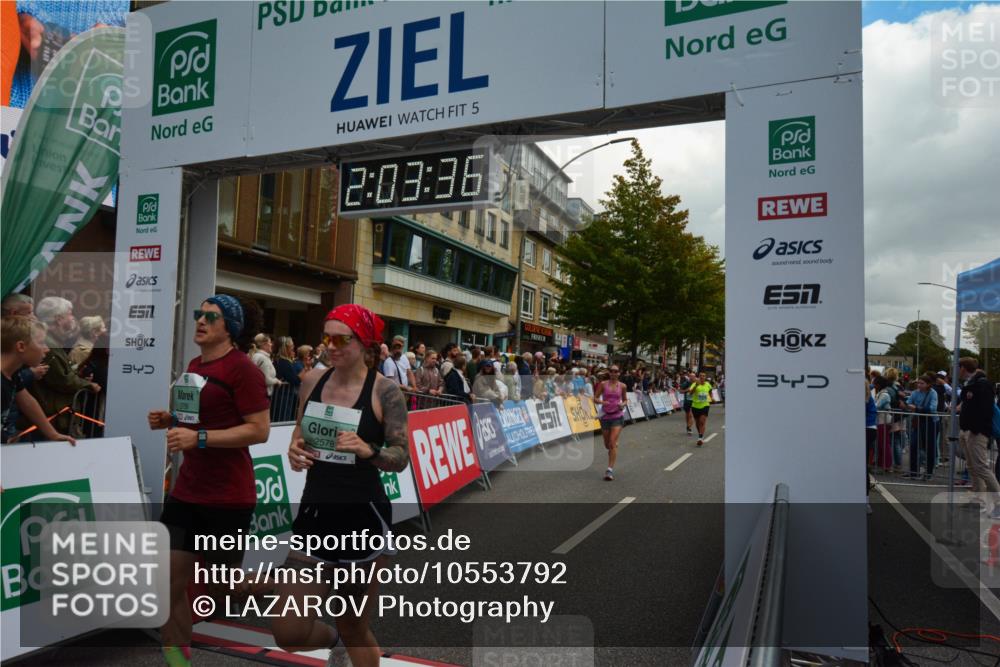 20.09.2026 - PSD Bank Halbmarathon LAZAROV Photography http://msf.ph/oto/10553792 20.09.2026 12:03:36 Ziel 1658, 1978, 2049, 2254, 2390, 2461, 2578, 2756, 3053, 3246, 3320, 3461, 3879, 3931 meine-sportfotos.de