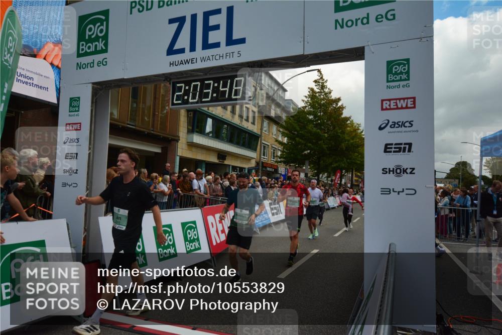 20.09.2026 - PSD Bank Halbmarathon LAZAROV Photography http://msf.ph/oto/10553829 20.09.2026 12:03:47 Ziel 1299, 1405, 1978, 2049, 2195, 2461, 3320, 3363, 3795, 3879, 3931, 4040, 4135 meine-sportfotos.de