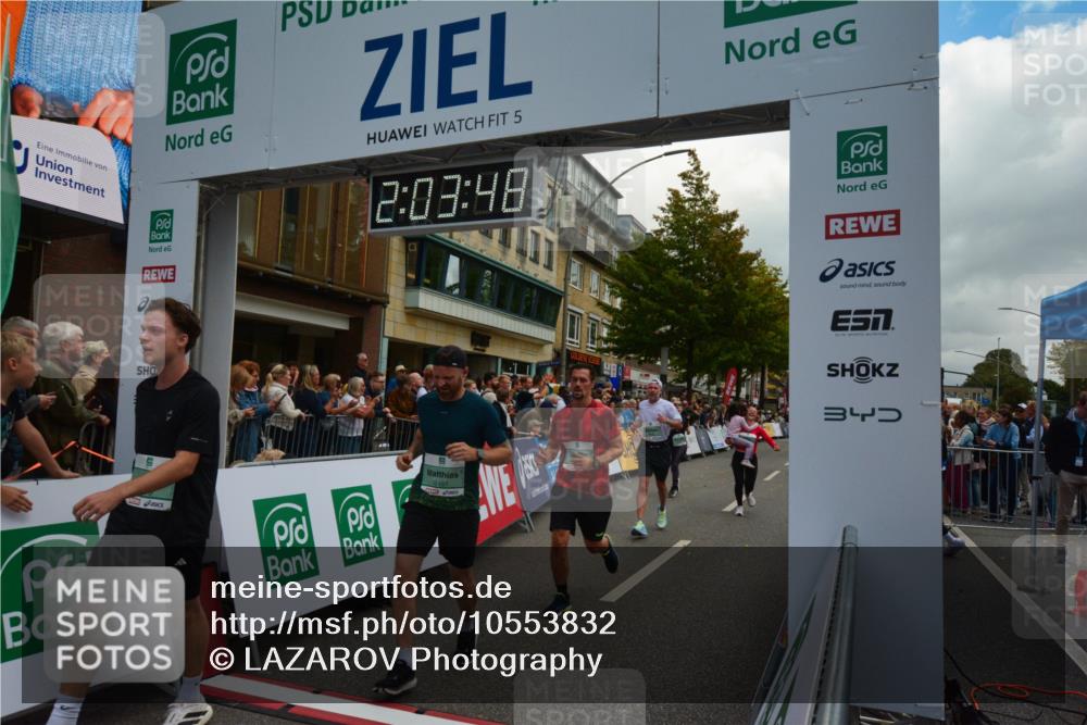 20.09.2026 - PSD Bank Halbmarathon LAZAROV Photography http://msf.ph/oto/10553832 20.09.2026 12:03:48 Ziel 1299, 1405, 1978, 2049, 2195, 2461, 3363, 3795, 3879, 3931, 4040, 4135 meine-sportfotos.de