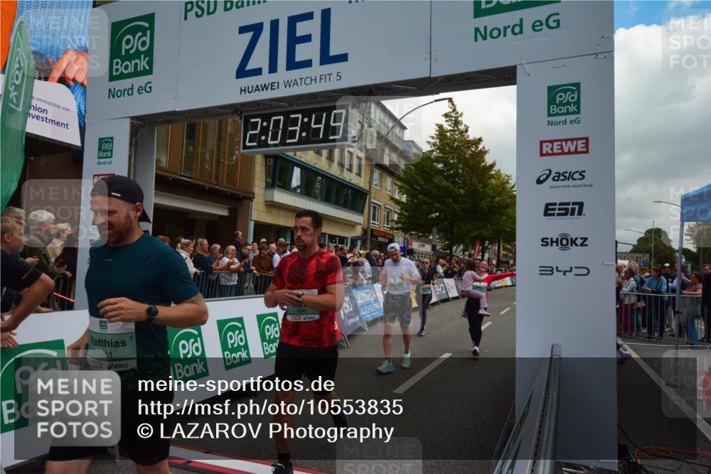 20.09.2026 - PSD Bank Halbmarathon LAZAROV Photography http://msf.ph/oto/10553835 20.09.2026 12:03:48 Ziel 1299, 1405, 1978, 2049, 2195, 2461, 3363, 3795, 3879, 3931, 4040, 4135 meine-sportfotos.de