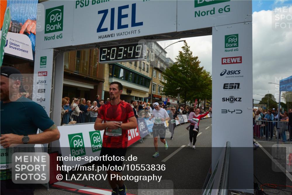 20.09.2026 - PSD Bank Halbmarathon LAZAROV Photography http://msf.ph/oto/10553836 20.09.2026 12:03:48 Ziel 1299, 1405, 1978, 2049, 2195, 2461, 3363, 3795, 3879, 3931, 4040, 4135 meine-sportfotos.de