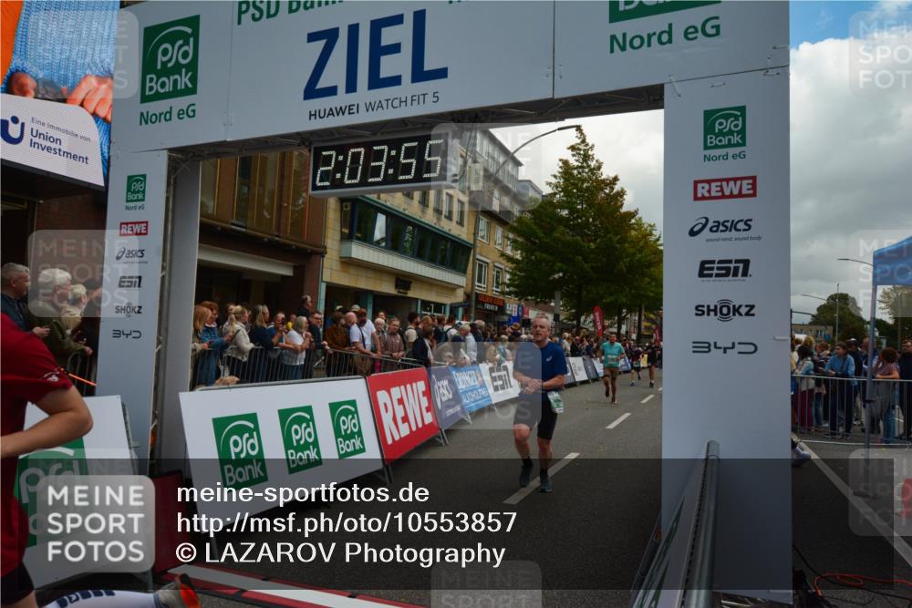 20.09.2026 - PSD Bank Halbmarathon LAZAROV Photography http://msf.ph/oto/10553857 20.09.2026 12:03:55 Ziel 1299, 1405, 1874, 2195, 2250, 2362, 2648, 2660, 3363, 3795, 4040, 4135, 4675, 4784 meine-sportfotos.de