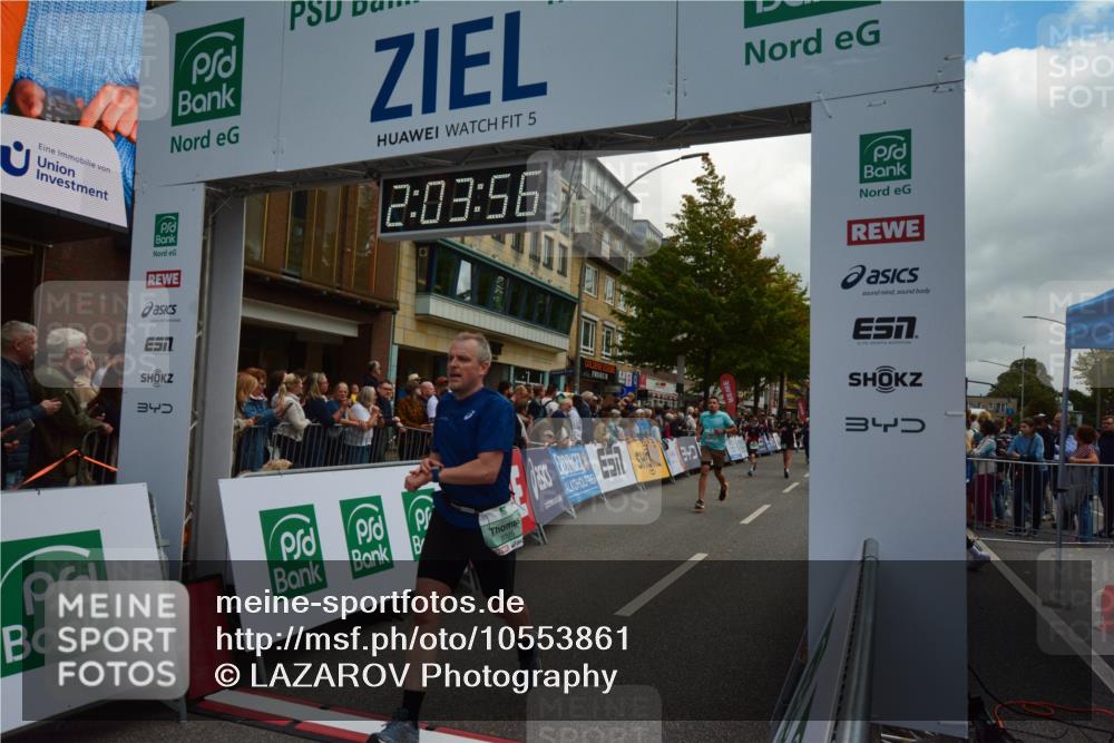 20.09.2026 - PSD Bank Halbmarathon LAZAROV Photography http://msf.ph/oto/10553861 20.09.2026 12:03:56 Ziel 1299, 1405, 1840, 1874, 2195, 2250, 2362, 2648, 2660, 3363, 3795, 4135, 4675, 4784 meine-sportfotos.de