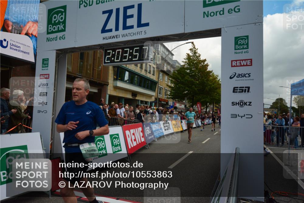 20.09.2026 - PSD Bank Halbmarathon LAZAROV Photography http://msf.ph/oto/10553863 20.09.2026 12:03:56 Ziel 1299, 1405, 1840, 1874, 2195, 2250, 2362, 2648, 2660, 3363, 3795, 4135, 4675, 4784 meine-sportfotos.de