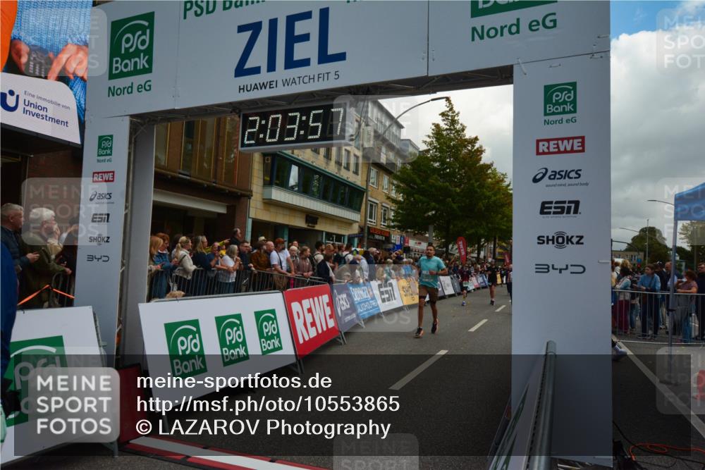 20.09.2026 - PSD Bank Halbmarathon LAZAROV Photography http://msf.ph/oto/10553865 20.09.2026 12:03:56 Ziel 1299, 1405, 1840, 1874, 2195, 2250, 2362, 2648, 2660, 3363, 3795, 4135, 4675, 4784 meine-sportfotos.de
