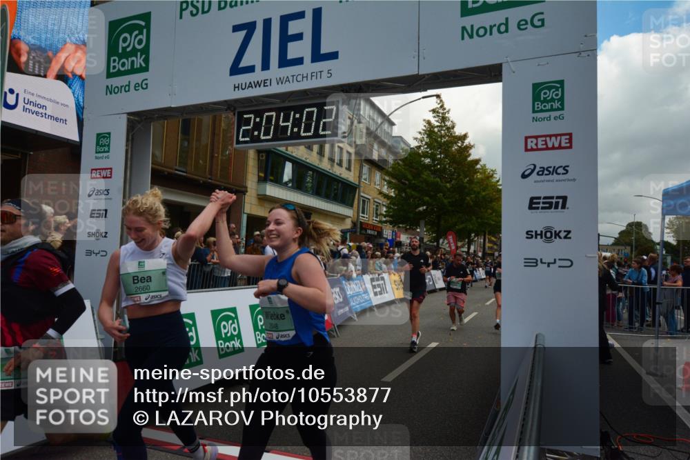 20.09.2026 - PSD Bank Halbmarathon LAZAROV Photography http://msf.ph/oto/10553877 20.09.2026 12:04:01 Ziel 1299, 1728, 1840, 1874, 2250, 2362, 2422, 2648, 2660, 2827, 3363, 3659, 3795, 3923, 4322, 4636, 4675, 4784 meine-sportfotos.de