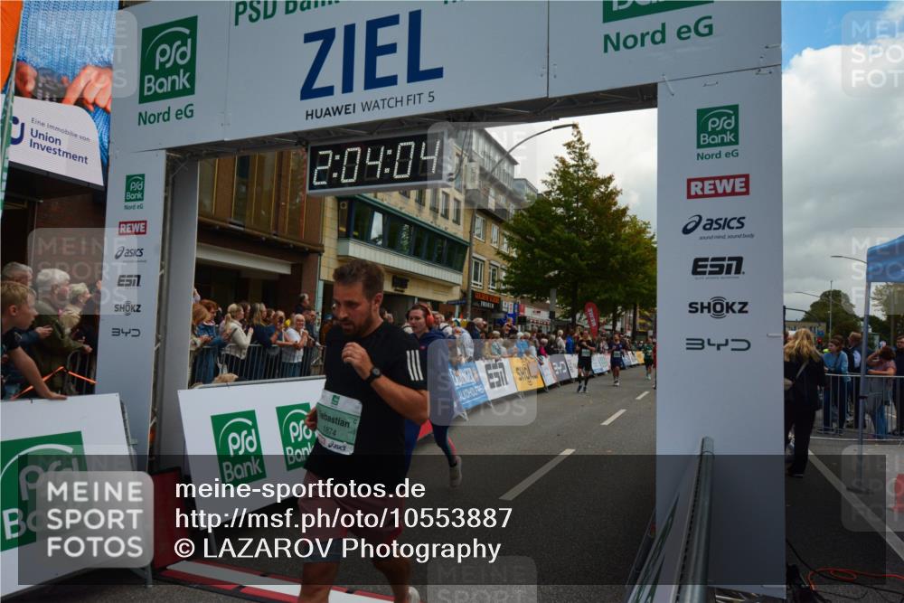 20.09.2026 - PSD Bank Halbmarathon LAZAROV Photography http://msf.ph/oto/10553887 20.09.2026 12:04:04 Ziel 1155, 1728, 1840, 1874, 2250, 2362, 2422, 2648, 2660, 2827, 3363, 3659, 3923, 4322, 4636, 4675, 4784 meine-sportfotos.de