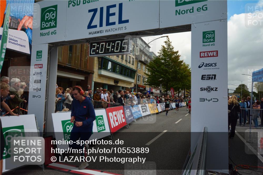 20.09.2026 - PSD Bank Halbmarathon LAZAROV Photography http://msf.ph/oto/10553889 20.09.2026 12:04:04 Ziel 1155, 1728, 1840, 1874, 2250, 2362, 2422, 2648, 2660, 2827, 3363, 3659, 3923, 4322, 4636, 4675, 4784 meine-sportfotos.de