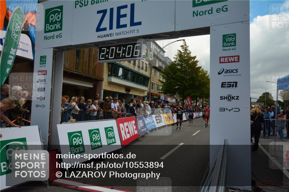20.09.2026 - PSD Bank Halbmarathon LAZAROV Photography http://msf.ph/oto/10553894 20.09.2026 12:04:05 Ziel 1104, 1155, 1555, 1728, 1840, 1874, 2250, 2362, 2422, 2648, 2660, 2827, 3659, 3923, 4322, 4636, 4675, 4784 meine-sportfotos.de